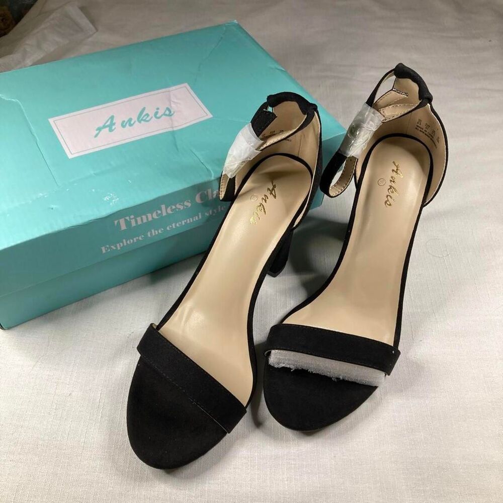 Unbranded Women's Black Courts